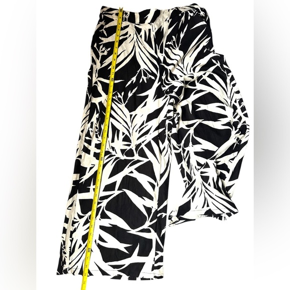 Rachel Zoe Wide Leg Cropped Linen Pants Women’s Size XL Black and White Tropical - Picture 8 of 10